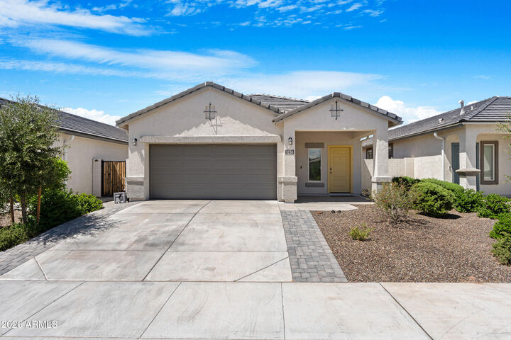 Property Photo:  3258 W Stanton Avenue  AZ 85120 