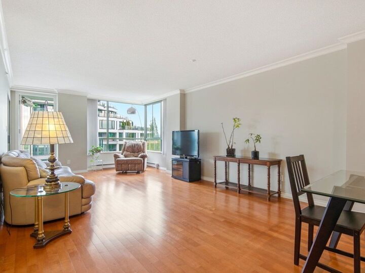 Property Photo: 2288 Pine Street 701 BC V6J 5G4