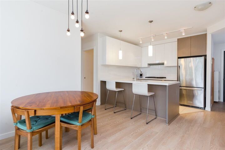 Property Photo: 3080 Lincoln Avenue 805 BC V3B 0L9