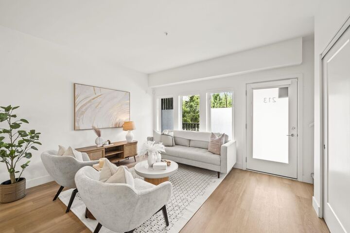 Property Photo:  1306 Laval Square 213  BC V3K 0H4 