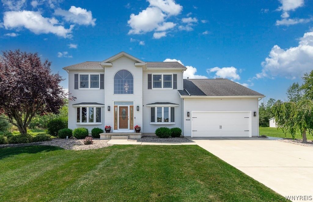 Property Photo:  2540 Whitehaven Road  NY 14072 