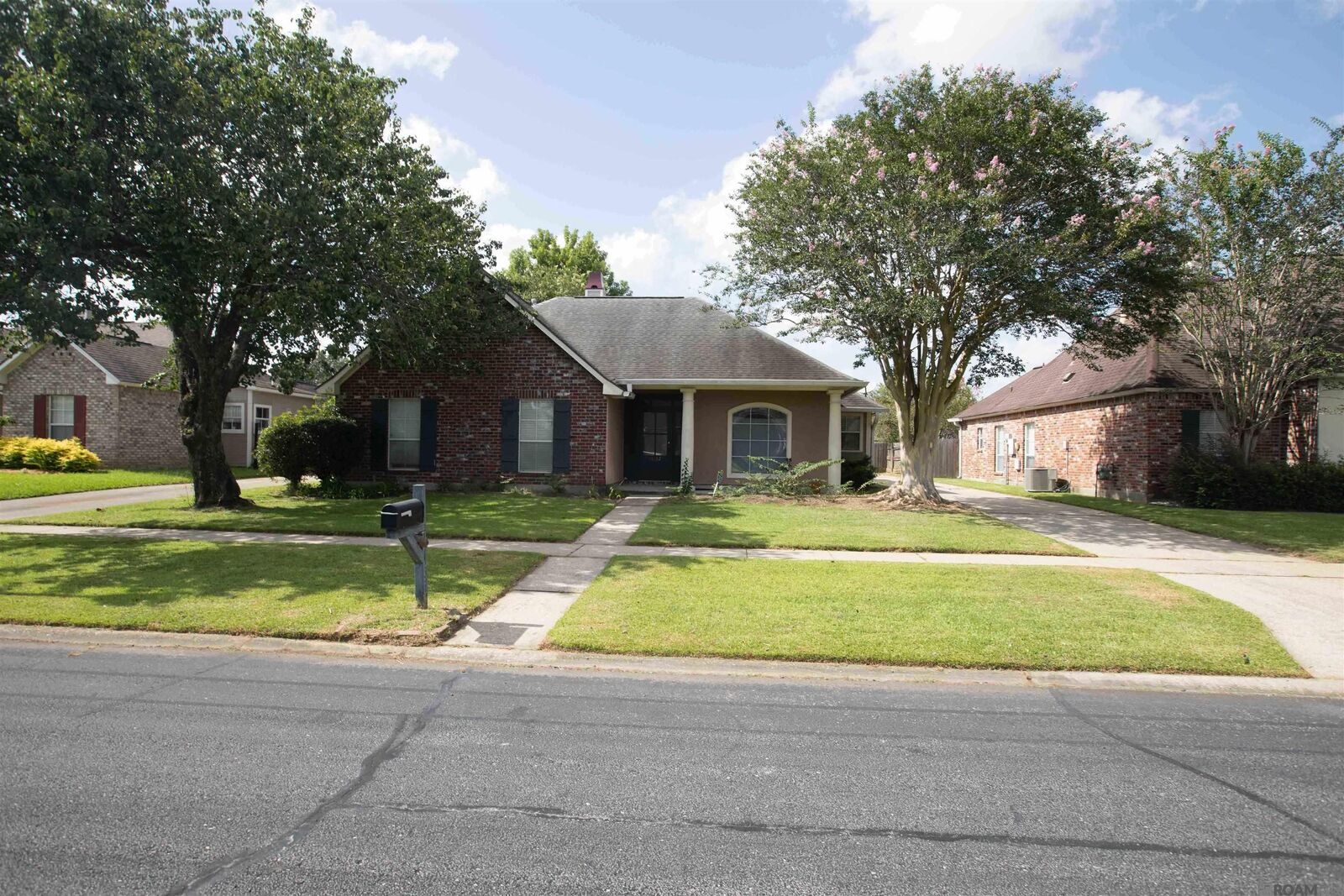 Property Photo: 11137 Gold Cup Ave LA 70816