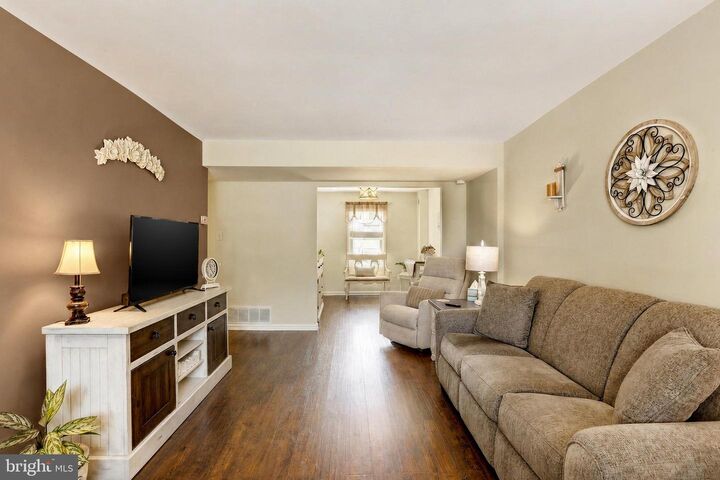 Property Photo:  5759 Cavalier Ct # E  PA 19020 