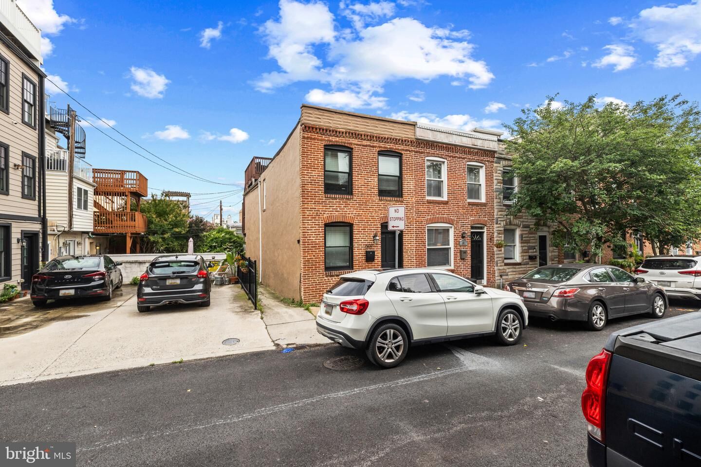 Property Photo:  601 S Rose Street  MD 21224 
