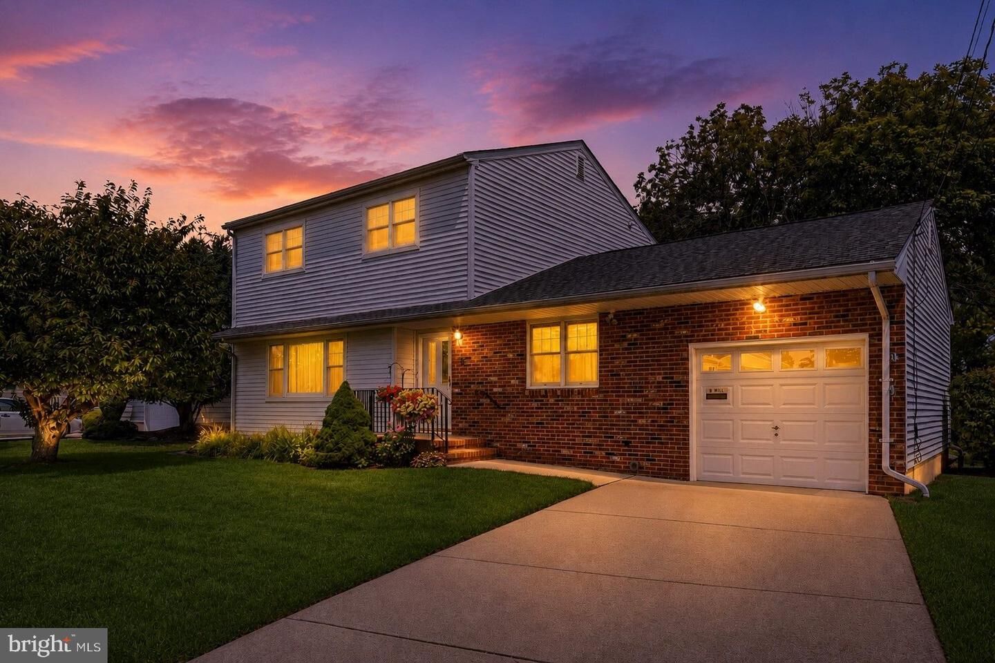 Property Photo:  9 Ashford Drive  NJ 08610 