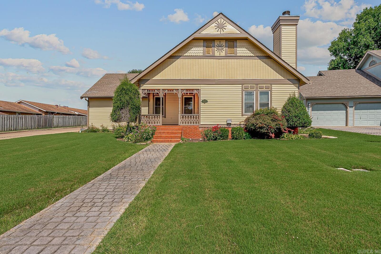 Property Photo:  2607 Greenbriar  AR 72401 