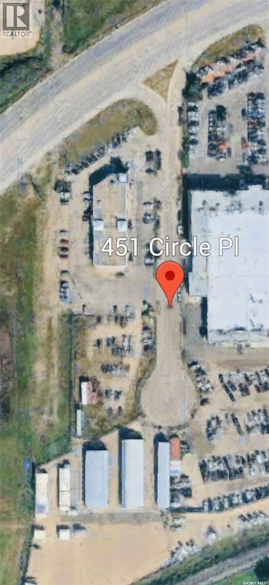 Property Photo: 451 Circle Place SK S7L 6X9