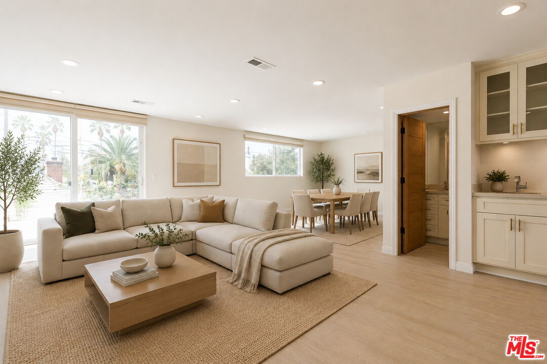 Property Photo:  717 S Westgate Ave  CA 90049 