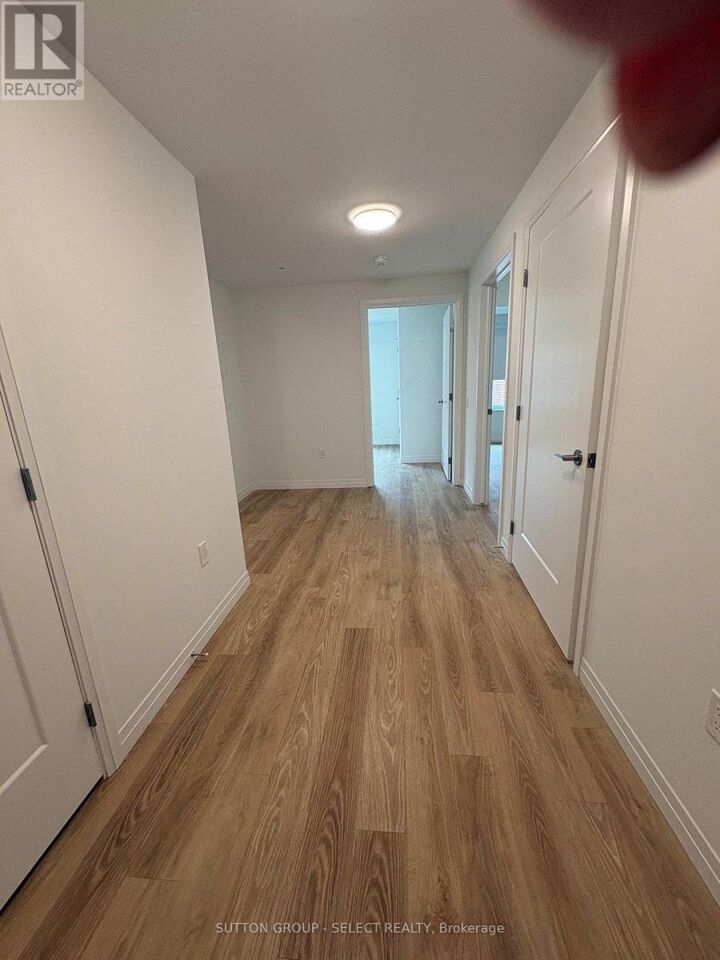 Property Photo:  351 Hill Street 513  ON N6B 2M2 