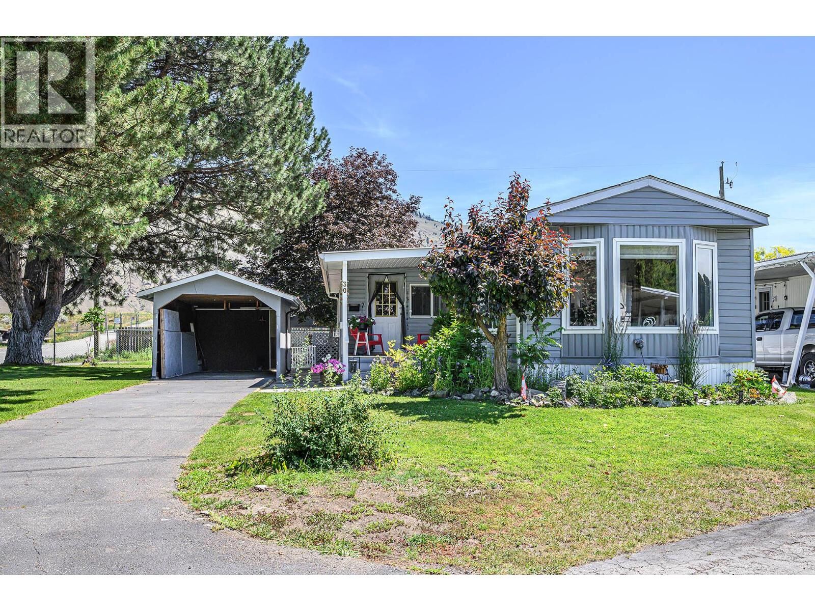 Property Photo:  2400 Oakdale Way 30  BC V2B 6W7 