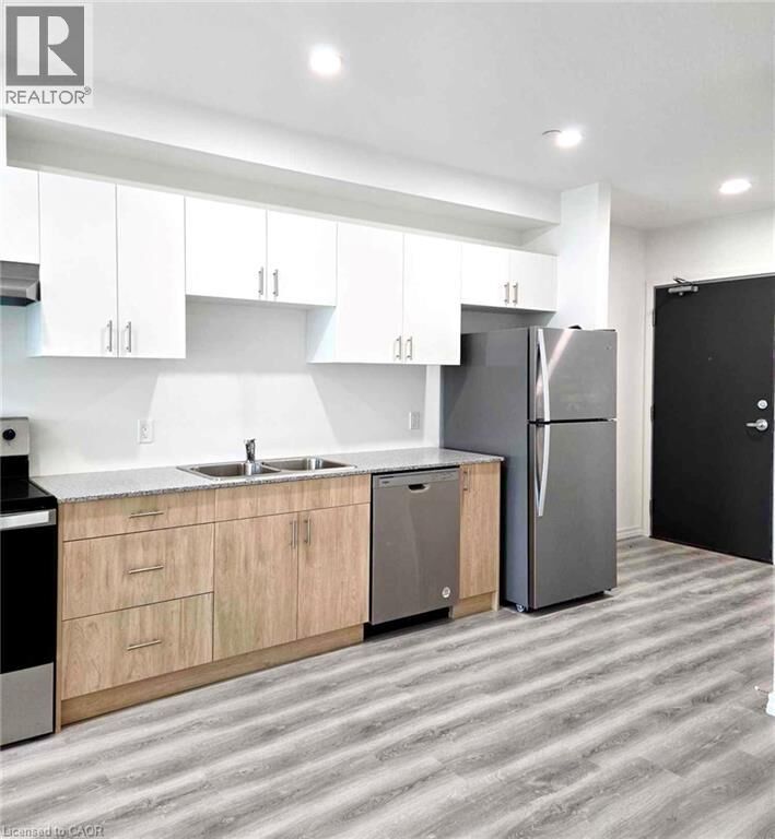 Property Photo: 181 Elmira Road South 606 ON N1K 0E3