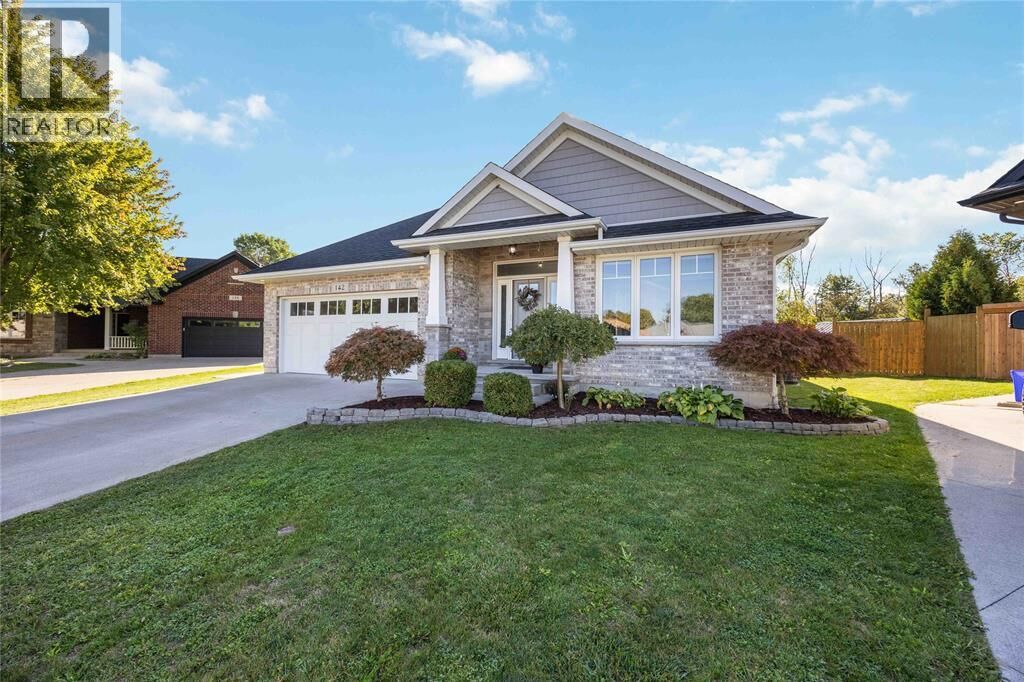Property Photo:  142 Madison D'Andrea Avenue  ON N7S 6L9 