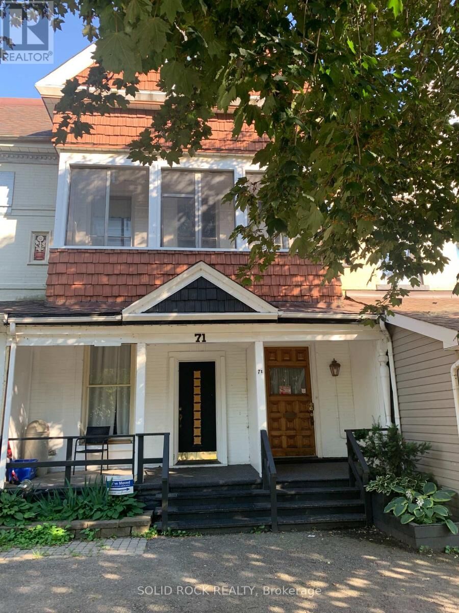 Property Photo:  71 King Street East A  ON K6V 1B2 