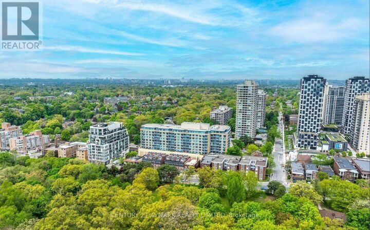 Property Photo: 20 Gothic Avenue 724 ON M6P 1T5