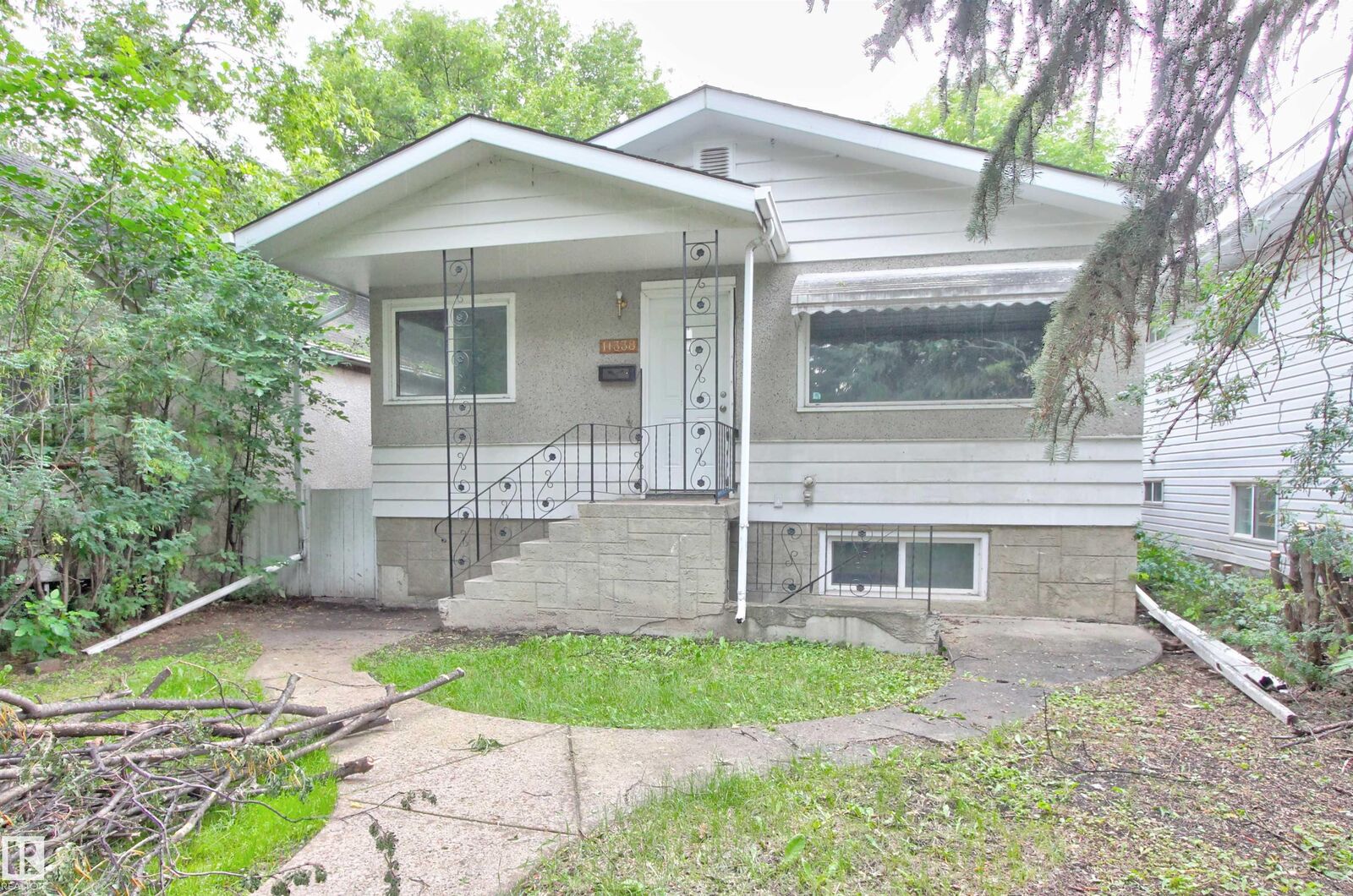 Property Photo:  11338 85 Street NW  AB T5B 3C8 