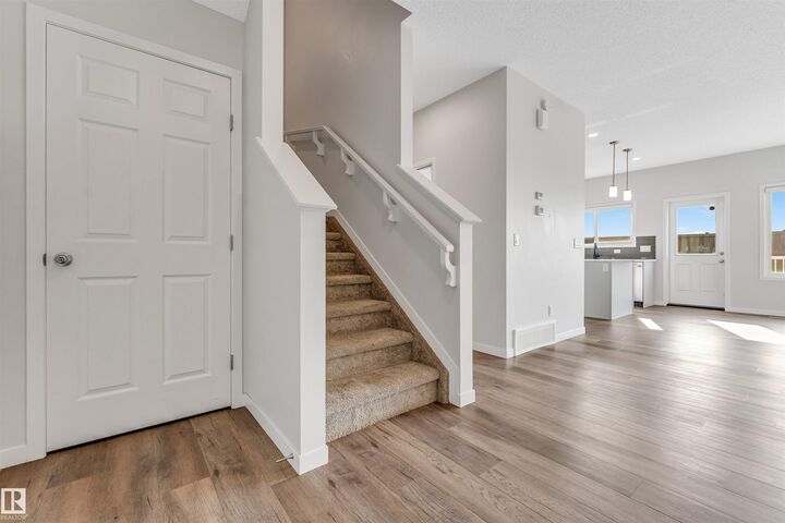 Property Photo:  17636 49 Street NW  AB T5Y 3Y1 