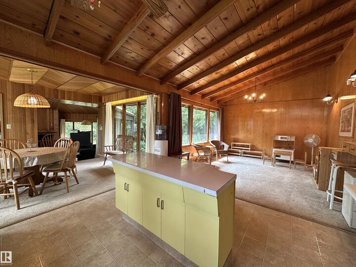 Property Photo:  61 Lakeshore Drive  AB T0E 1V0 