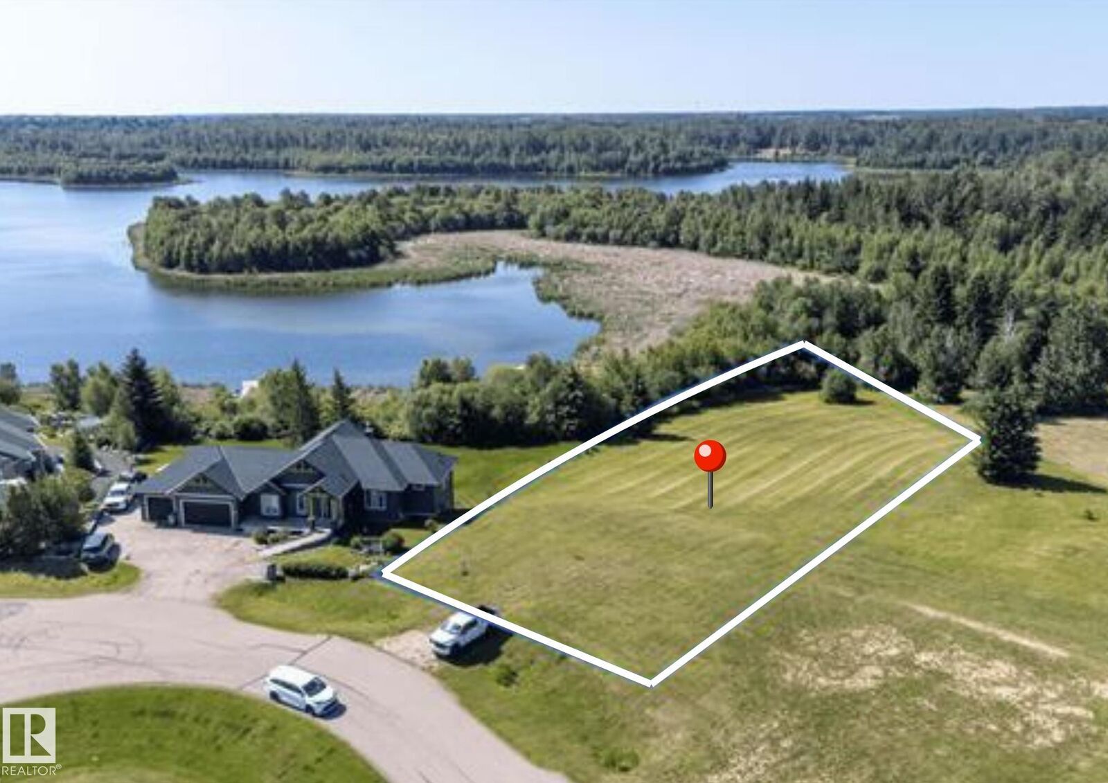 Property Photo:  2036 Aspen Way  AB T7Z 0G8 