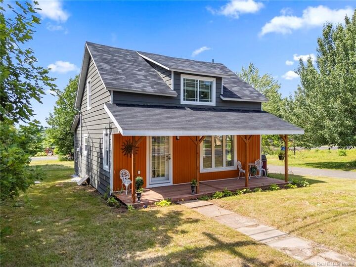 Property Photo: 433 Pleasant Drive NB E4B 2T2
