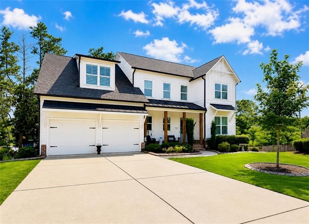 Property Photo: 757 Bridgeview Drive GA 30115