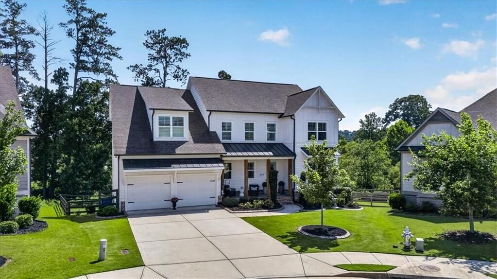Property Photo: 757 Bridgeview Drive GA 30115