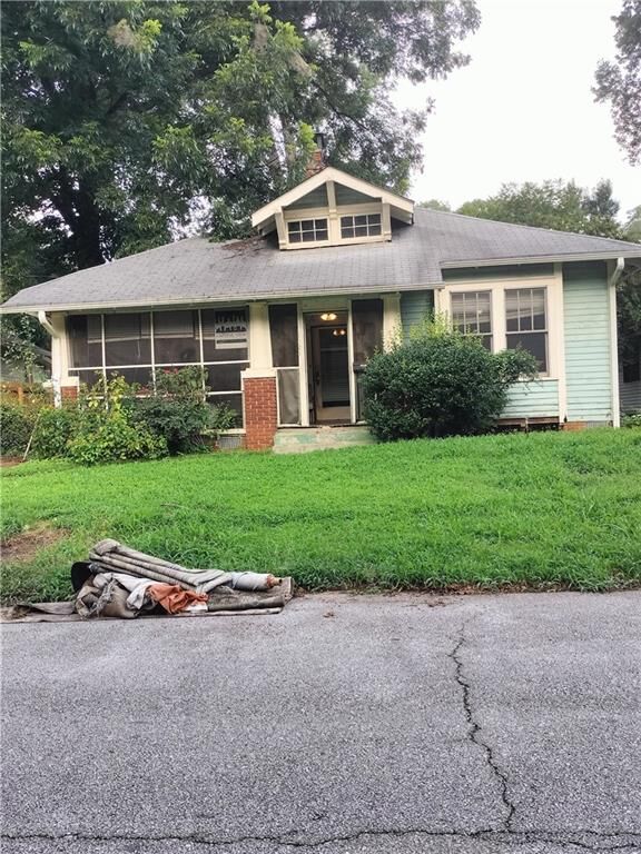 Property Photo:  1424 Graham Street SW  GA 30310 