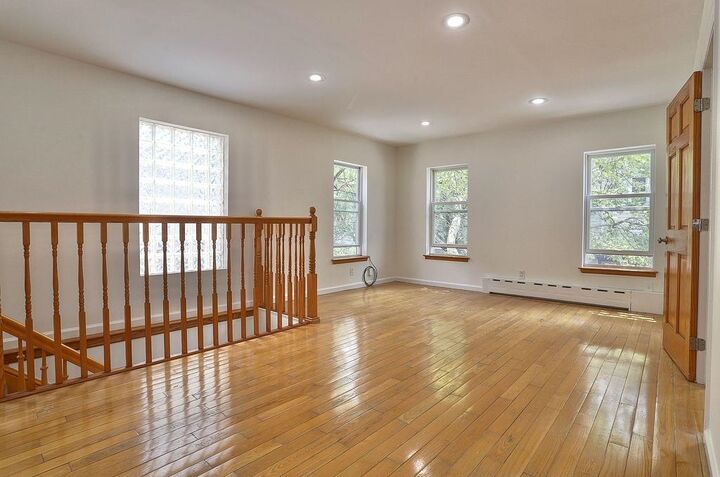 Property Photo: 108 Hutton St 2nd Fl NJ 07307