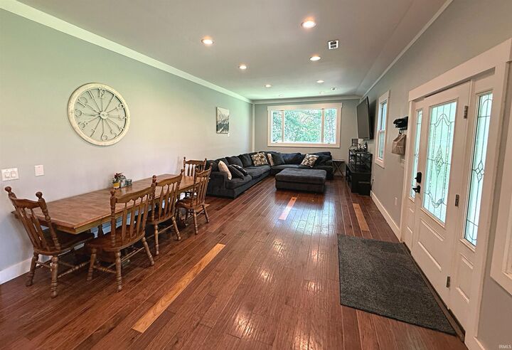 Property Photo:  1501 Fox Run Drive  IN 47501 