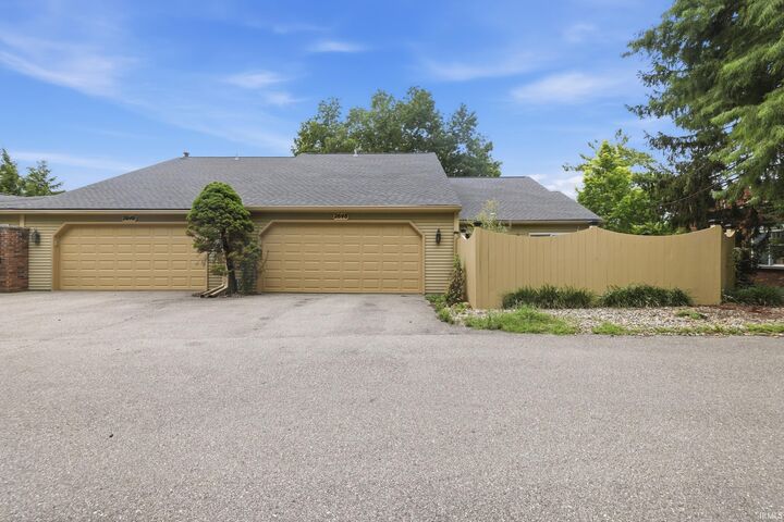 Property Photo: 2648 E Windermere Woods Drive IN 47401