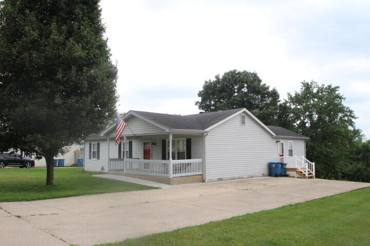 Property Photo:  1037 David Drive  KY 40342 