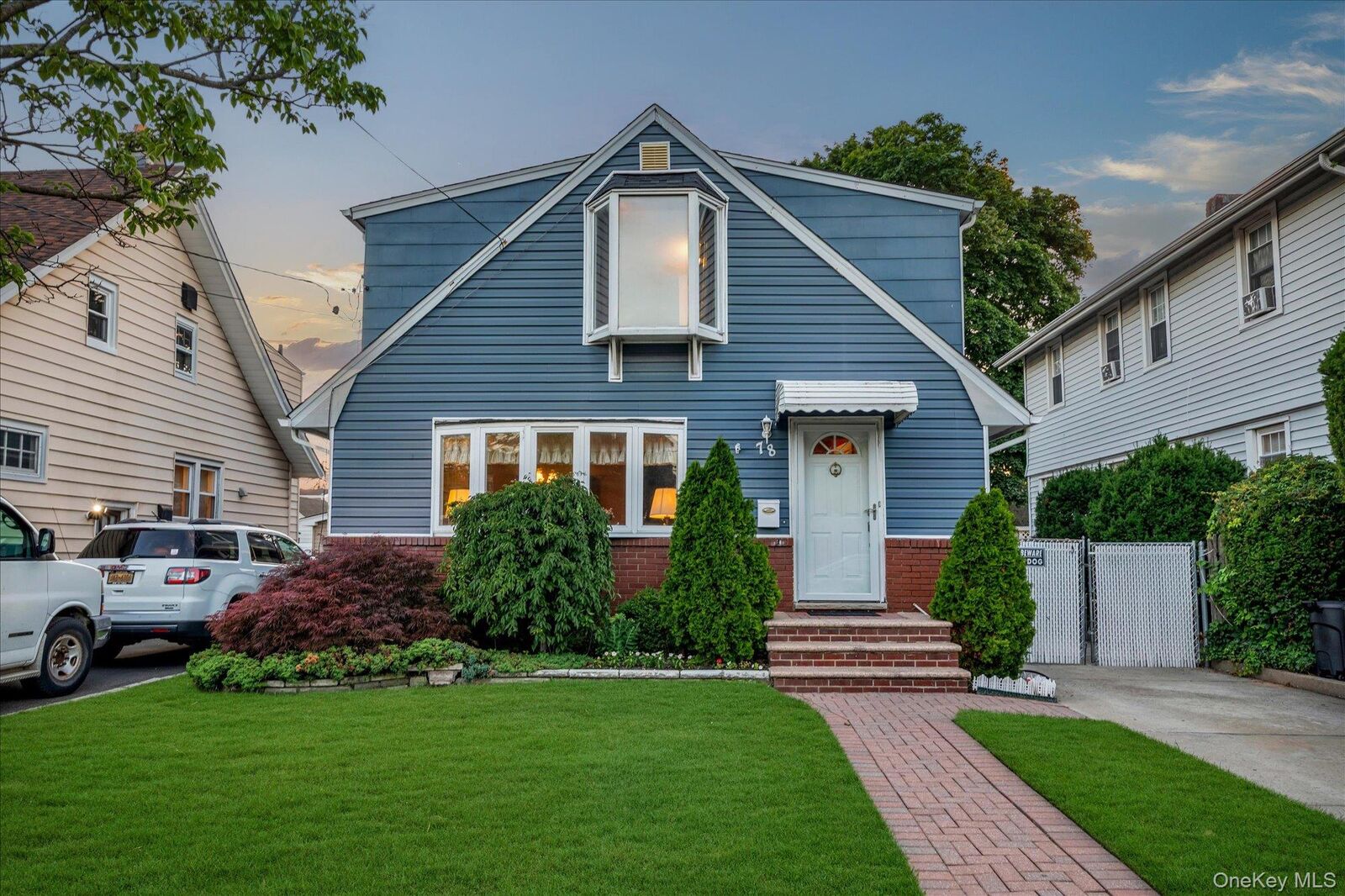 Property Photo:  78 Rockaway Parkway  NY 11580 