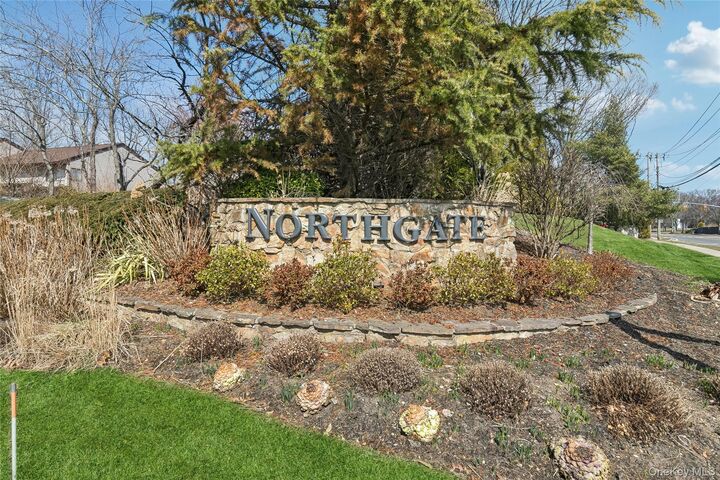 Property Photo:  87 Northgate Circle  NY 11747 