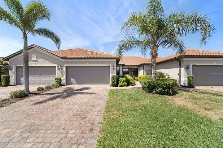 Property Photo:  13908 Alafaya Street  FL 34293 