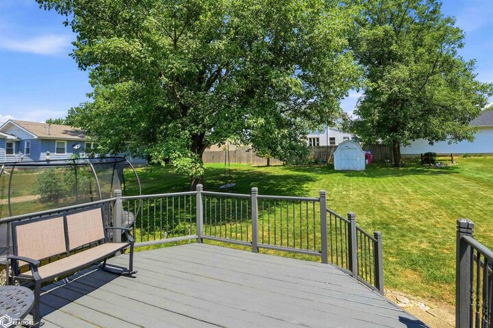 Property Photo: 926 Prairie Street IA 50112