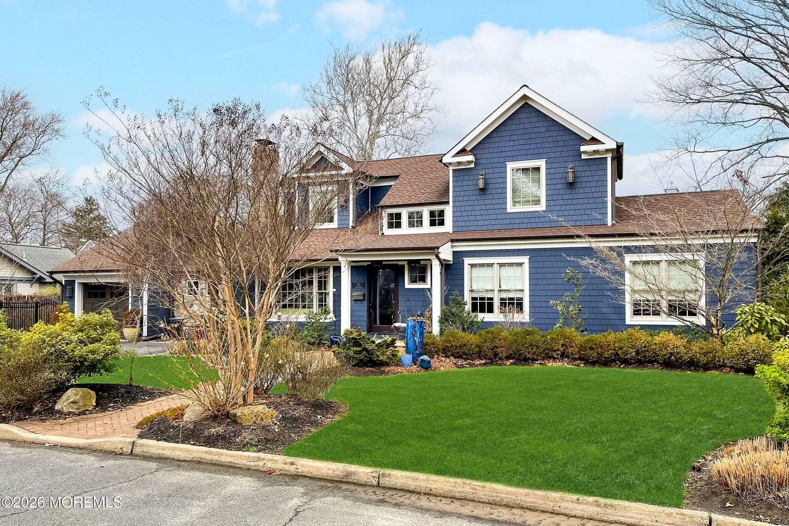 Property Photo:  71 Oak Place  NJ 07704 