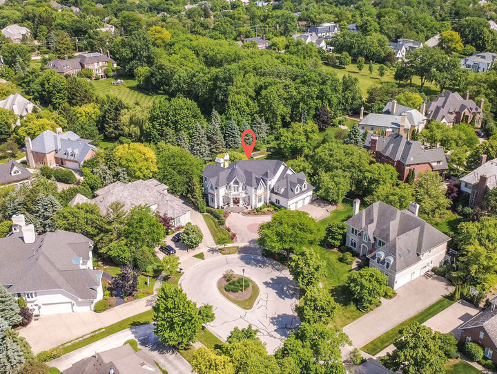 Property Photo:  10 Clubside Court  IL 60527 
