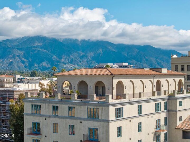 Property Photo:  88 N Oakland Avenue 312  CA 91101 