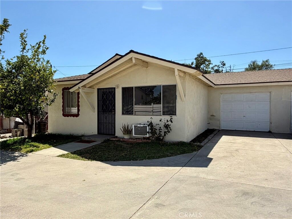 Property Photo:  1018 W 3rd Street 2  CA 91702 