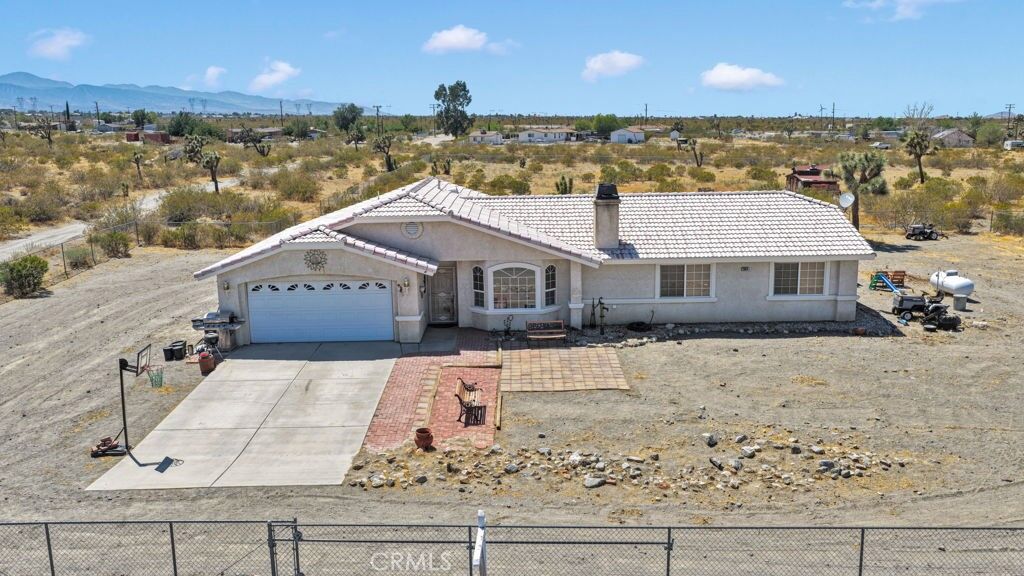 Property Photo: 13014 Riggins Road CA 92371