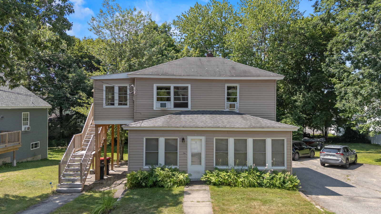 Property Photo:  17 Bateman Street  ME 04073 