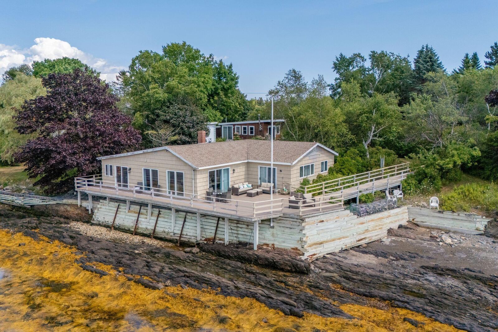 Property Photo:  195 Beach Road  ME 04019 