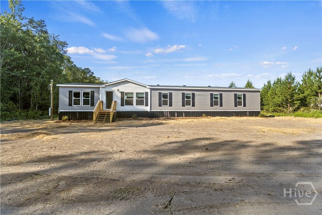 Property Photo:  1225 Bradwell Dunham Road  GA 31316 