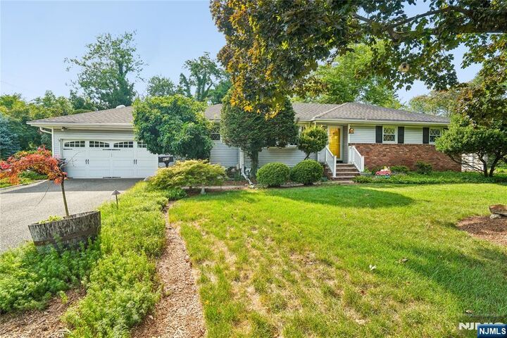 Property Photo: 425 Beech Avenue NJ 07652