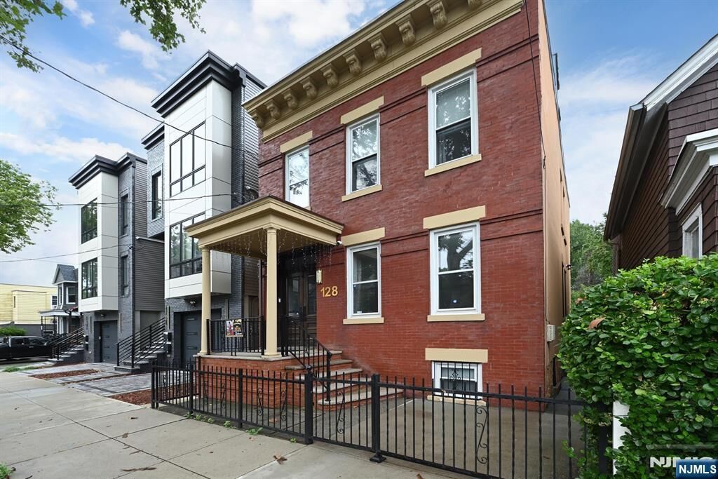 Property Photo:  128 Sherman Place  NJ 07307 