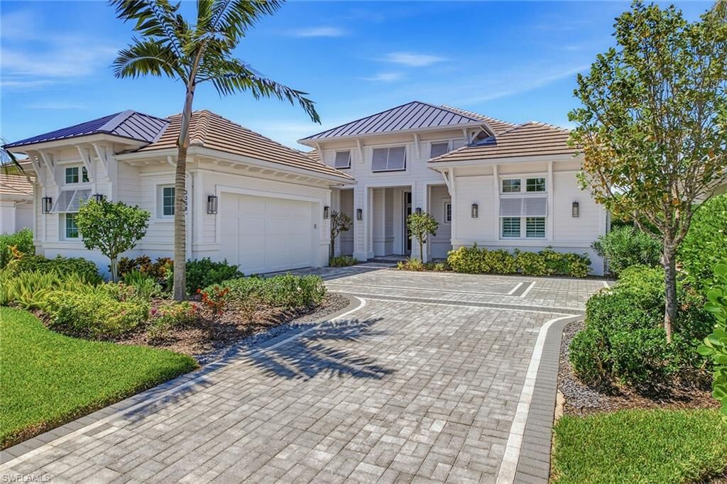 Property Photo:  3308 Kumamoto Ln  FL 34114 
