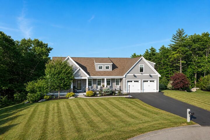 Property Photo:  18 Sunrise Circle  NH 03032 