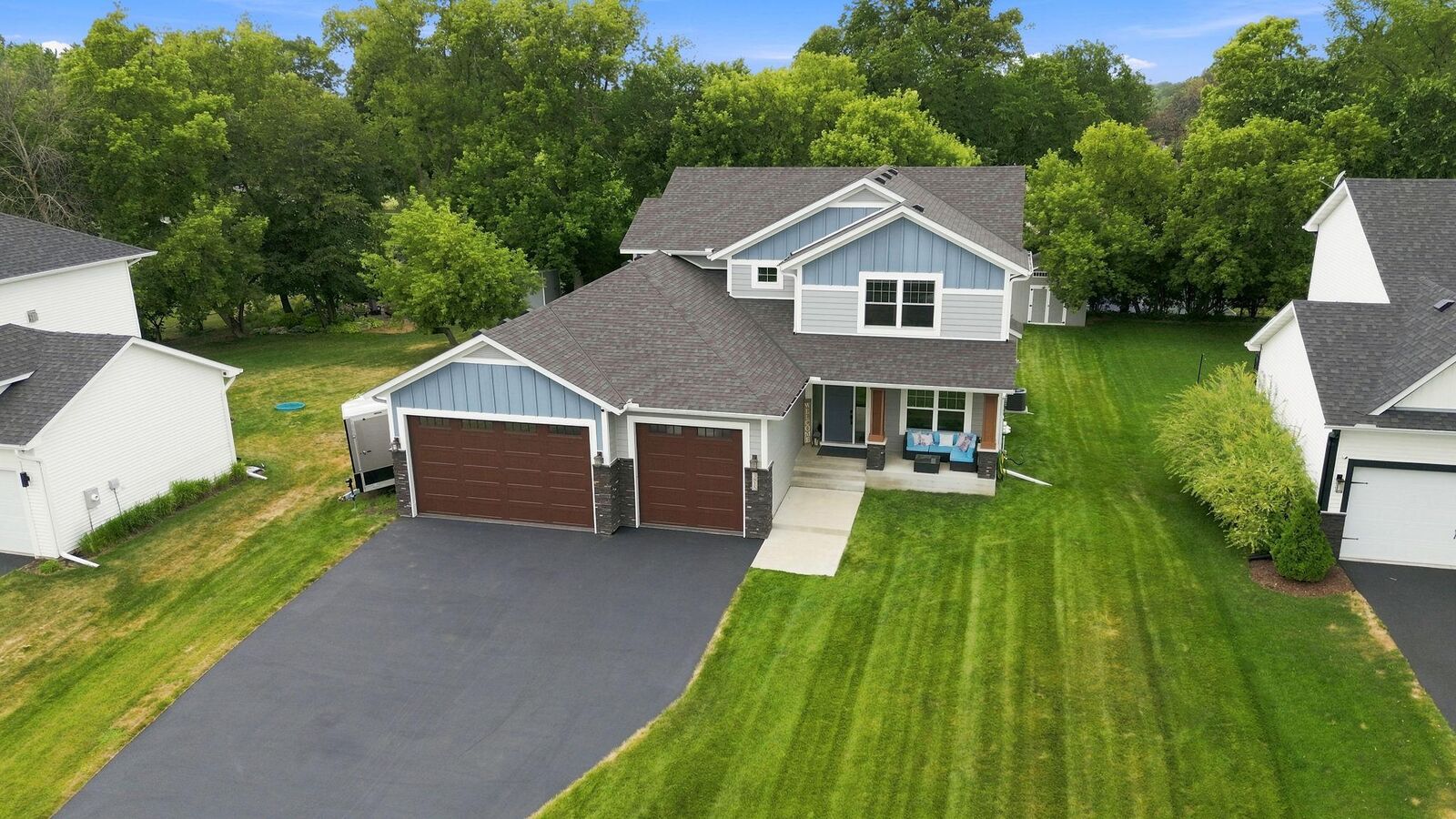 Property Photo:  3815 Dallas Lane N  MN 55447 