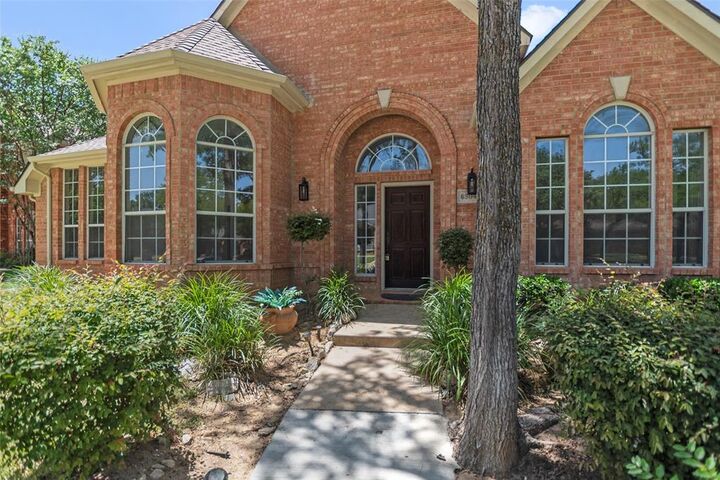 Property Photo:  6304 Fox Hunt Drive  TX 76001 