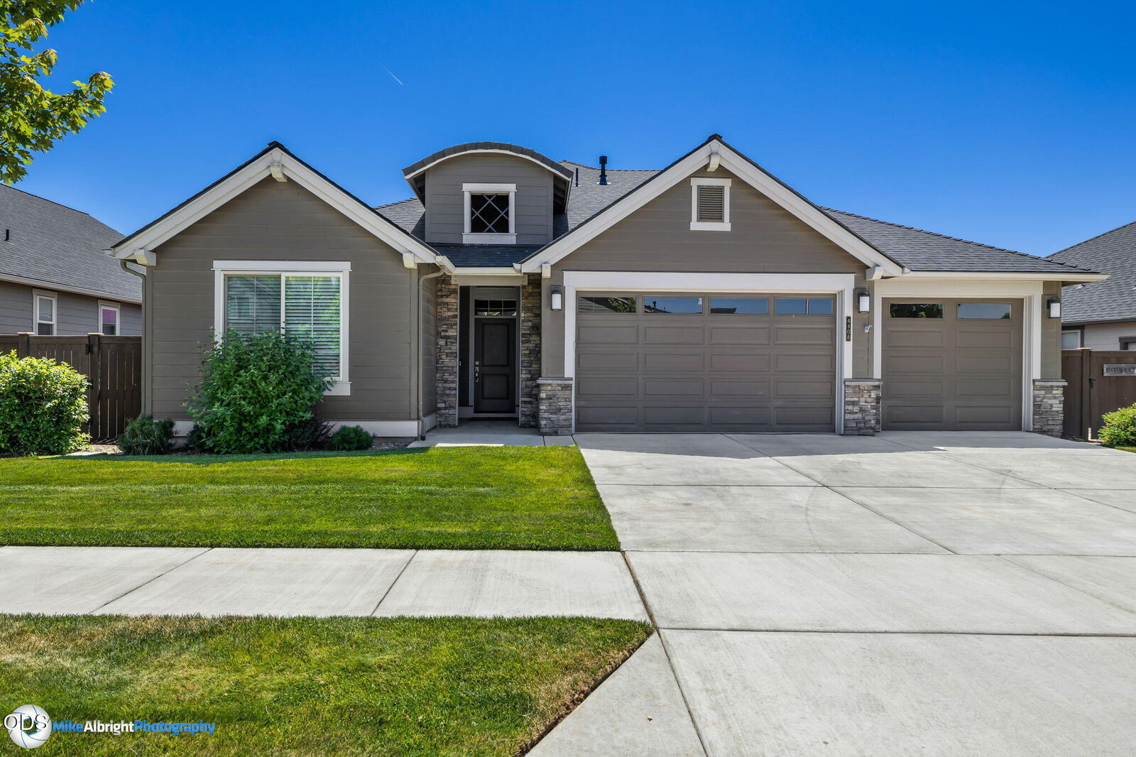 Property Photo:  4408 SW 36th Street  OR 97756 