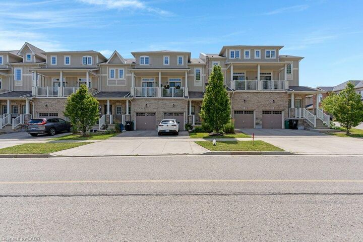 Property Photo:  397 Westwood Drive B  ON N2M 0B5 